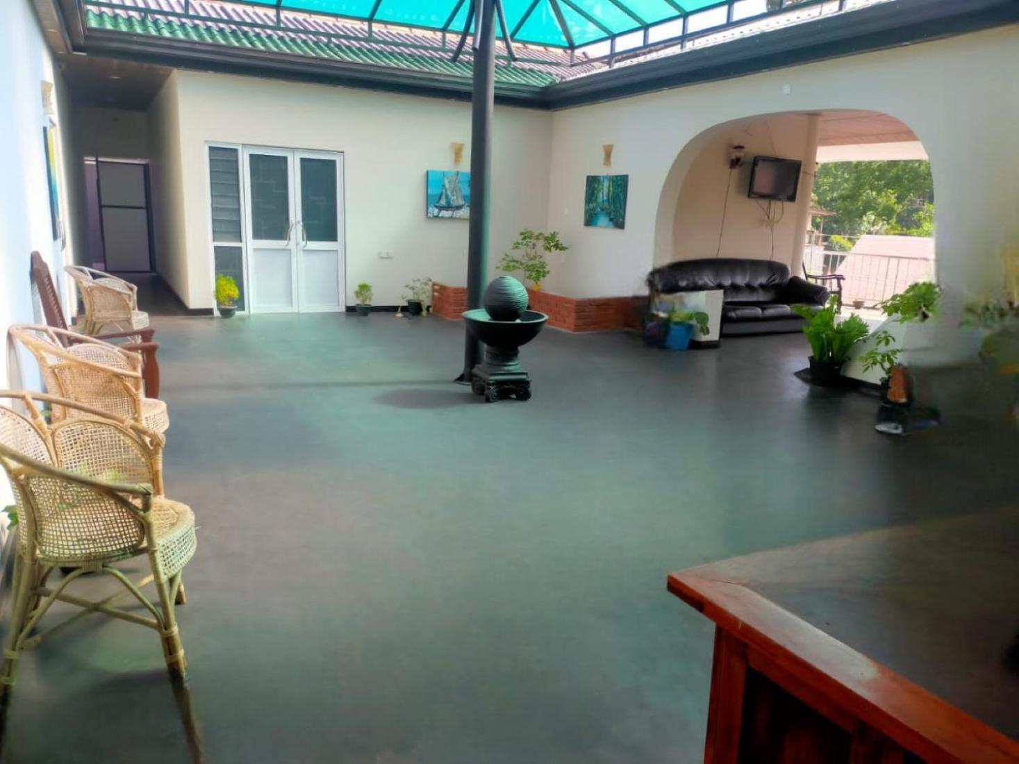 Pub Ceylon Hostel Элла Экстерьер фото