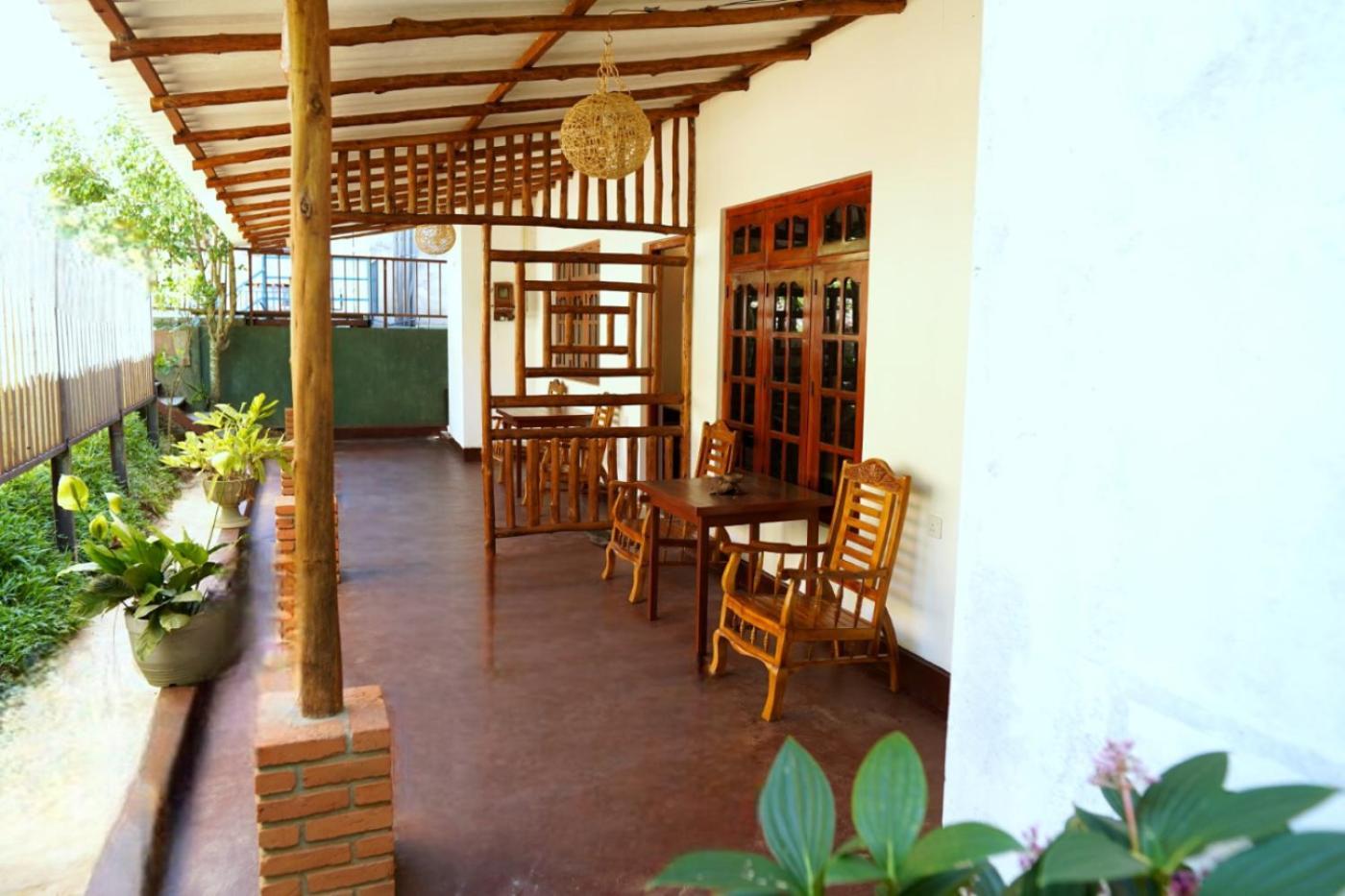 Pub Ceylon Hostel Элла Экстерьер фото